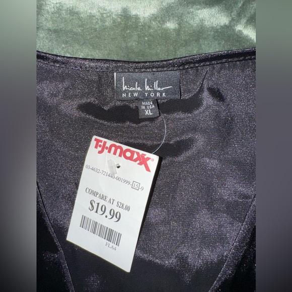 Nicole Miller Women’s Blouse, Black - Picture 2 of 2